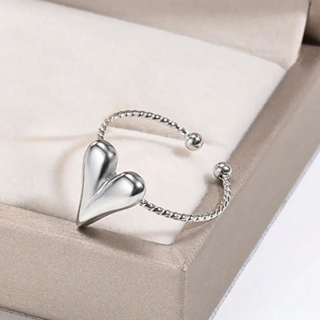 Bubble Heart Ring (Stainless Steel)