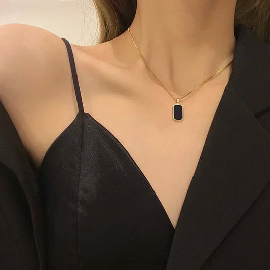 Black Bar Necklace (Stainless Steel)