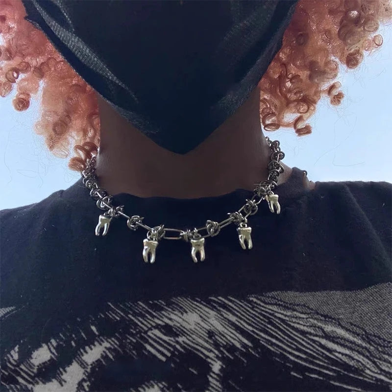 Tooth Knot Punk Chain