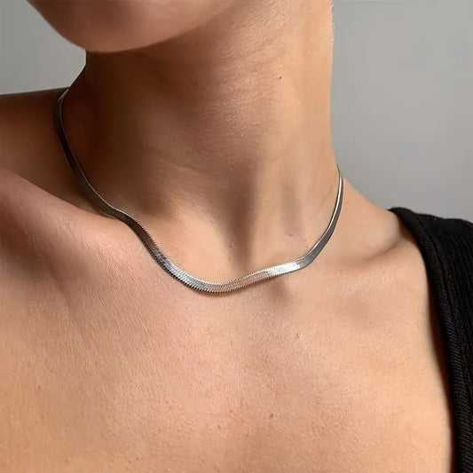 Snake Collarbone Necklace (Stainless Steel)