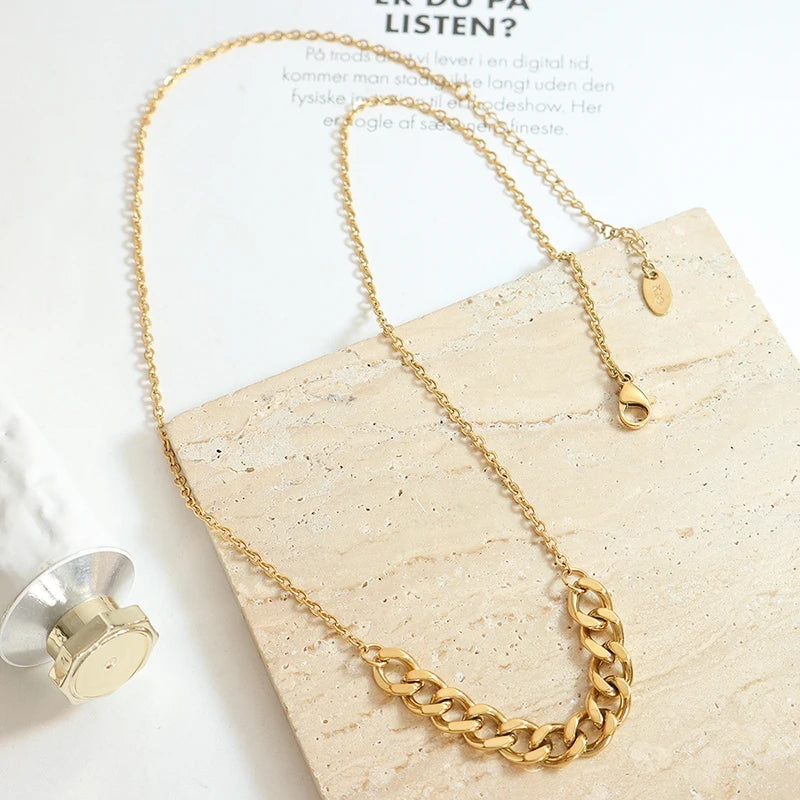 Mini Curb Necklace