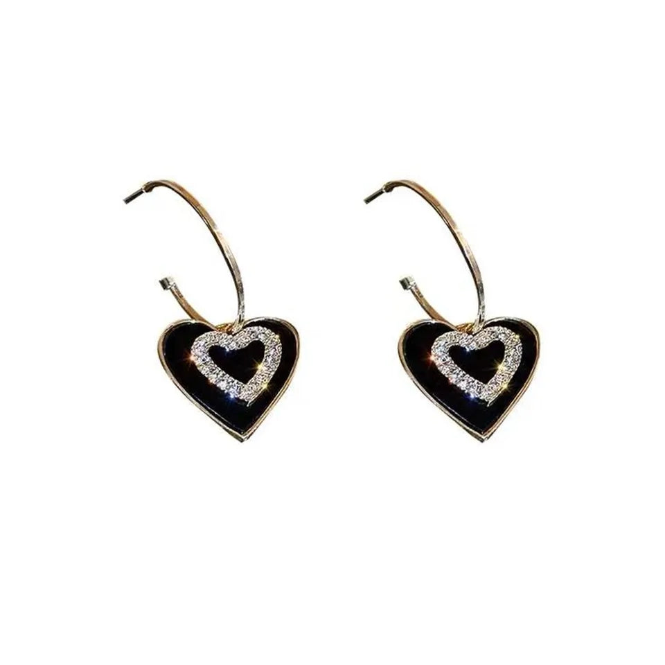 Heart & Heart Black Earrings